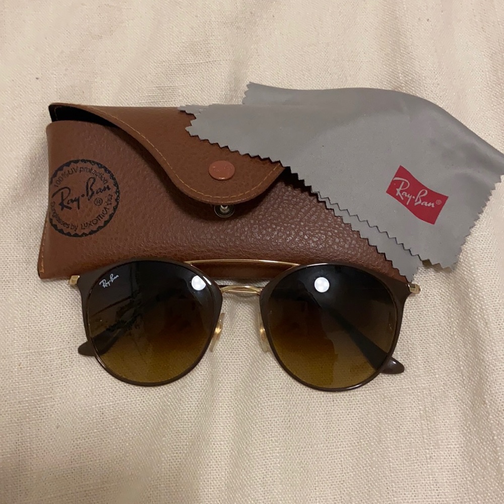 Brown Ray Bans